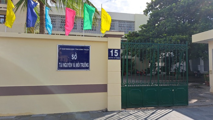 Hai Phó Giám đốc Sở TN-MT Bình Thuận bị đình chỉ công tác- Ảnh 1. Hai Phó Giám đốc Sở TN-MT Bình Thuận bị đình chỉ công tác- Ảnh 1.