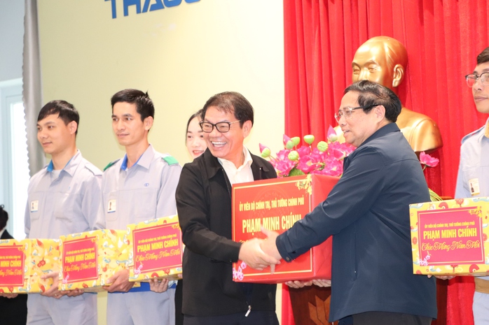 Thủ tướng "đặt hàng" THACO nghiên cứu, sản xuất tàu đường sắt tốc độ cao- Ảnh 12. Thủ tướng "đặt hàng" THACO nghiên cứu, sản xuất tàu đường sắt tốc độ cao - Ảnh 17.