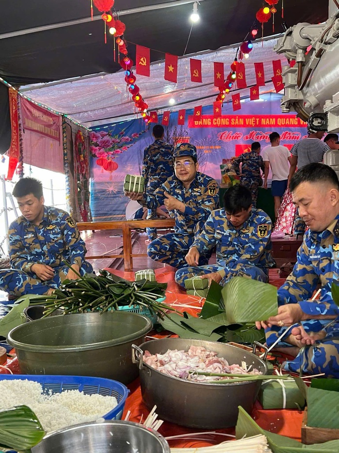 Cuộc thi viết về chủ quyền quốc gia: Tết nơi đầu sóng- Ảnh 4. Cuộc thi viết về chủ quyền quốc gia: Tết nơi đầu sóng- Ảnh 4.