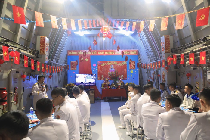 Cuộc thi viết về chủ quyền quốc gia: Tết nơi đầu sóng- Ảnh 5. Cuộc thi viết về chủ quyền quốc gia: Tết nơi đầu sóng- Ảnh 5.