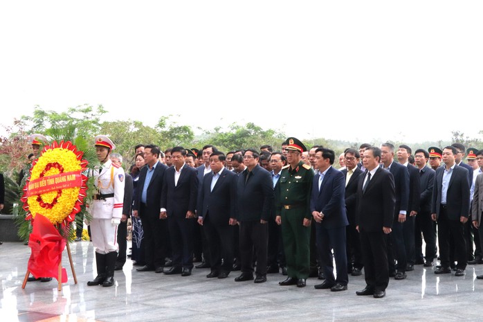 Thủ tướng "đặt hàng" THACO nghiên cứu, sản xuất tàu đường sắt tốc độ cao- Ảnh 2. Thủ tướng "đặt hàng" THACO nghiên cứu, sản xuất tàu đường sắt tốc độ cao - Ảnh 2.