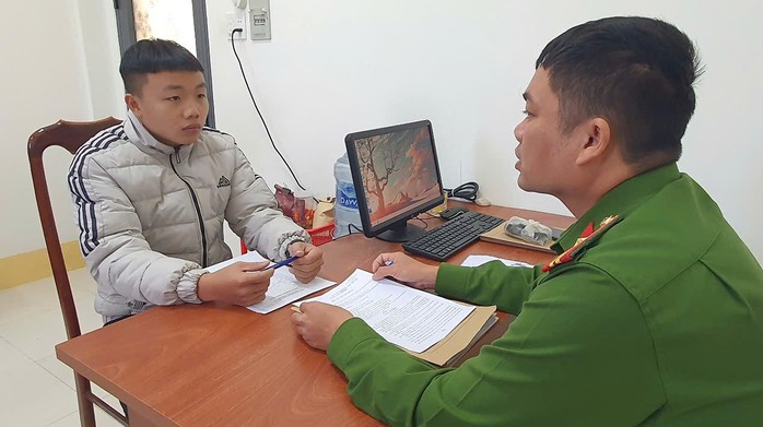 Bắt giữ thanh niên đột nhập nhà dân trộm cắp 1 cây vàng- Ảnh 1. Bắt giữ thanh niên đột nhập nhà dân trộm cắp 1 cây vàng- Ảnh 1.