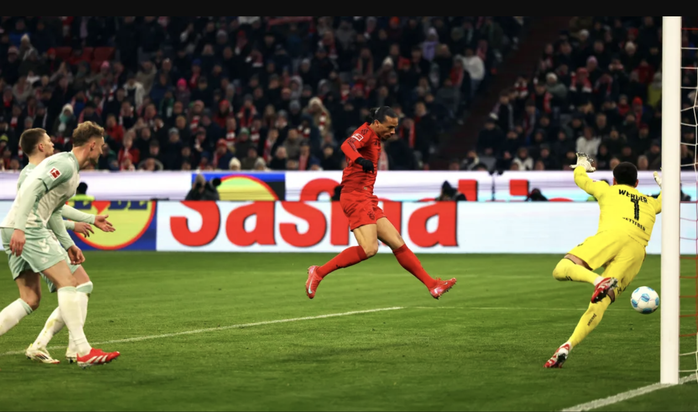 Harry Kane tỏa sáng chấm phạt đền, Bayern Munich vùi dập Bremen vững ngôi đầu- Ảnh 3. Harry Kane tỏa sáng chấm phạt đền, Bayern Munich vùi dập Bremen vững ngôi đầu- Ảnh 3.