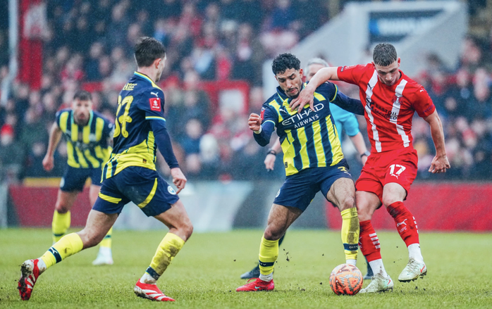 Chật vật thắng Leyton Orient, Man City giành vé vòng 5 FA Cup- Ảnh 3. Chật vật thắng Leyton Orient, Man City giành vé vòng 5 FA Cup- Ảnh 3.