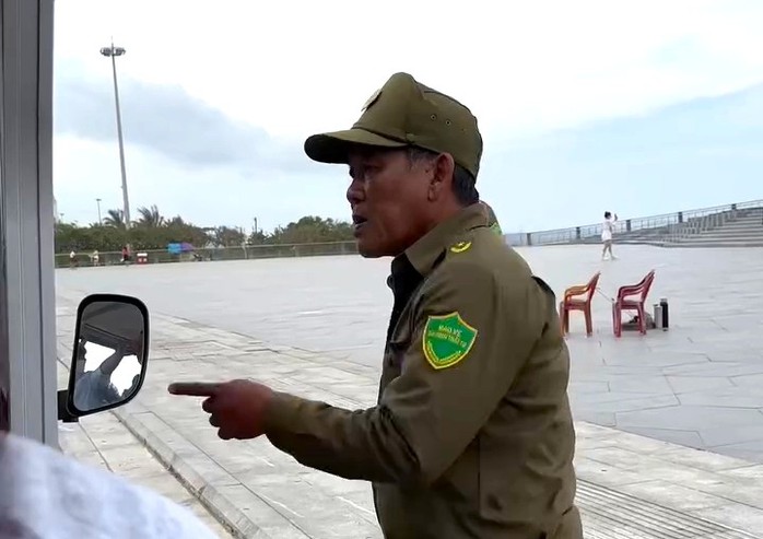 Xử lý nghiêm vụ ứng xử thiếu văn hóa tại tháp Nghinh Phong- Ảnh 1. Xử lý nghiêm vụ ứng xử thiếu văn hóa tại tháp Nghinh Phong- Ảnh 1.