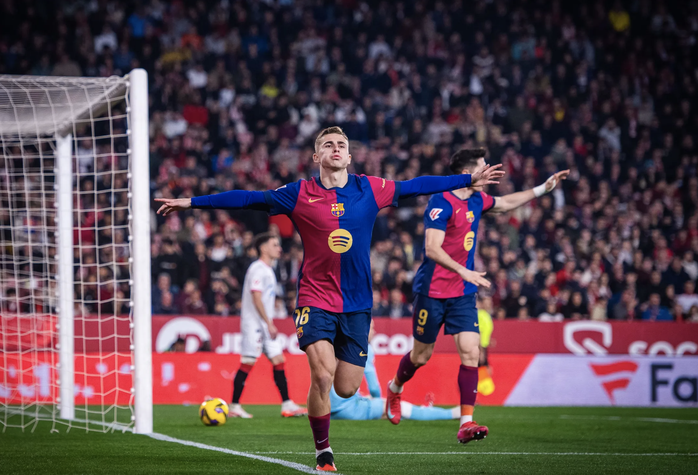 Thắng vùi dập Sevilla, Barcelona tăng tốc đua vô địch La Liga- Ảnh 5. Thắng vùi dập Sevilla, Barcelona tăng tốc đua vô địch La Liga- Ảnh 5.