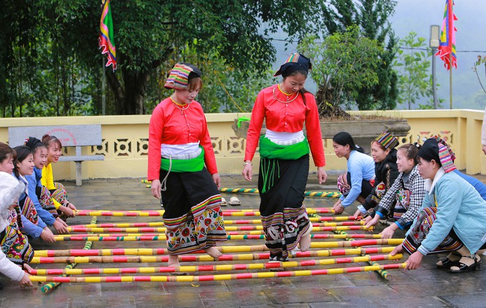 Độc đáo ngôi đền Chín Gian có 9 con trâu quỳ gối trước đền- Ảnh 12. Độc đáo ngôi đền Chín Gian có 9 con trâu quỳ gối trước đền- Ảnh 12.
