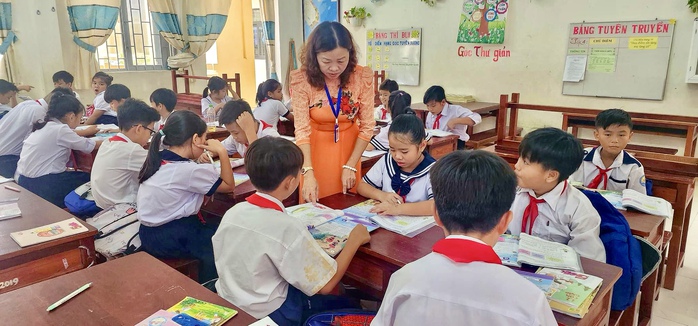 Cuộc thi viết về chủ quyền quốc gia: Gieo chữ nơi đảo tiền tiêu- Ảnh 3. Cuộc thi viết về chủ quyền quốc gia: Gieo chữ nơi đảo tiền tiêu- Ảnh 3.