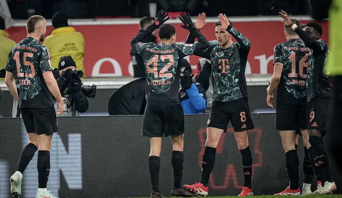 Ngược dòng hạ chủ nhà Stuttgart, Bayern Munich áp sát ngôi vô địch- Ảnh 6. Ngược dòng hạ chủ nhà Stuttgart, Bayern Munich áp sát ngôi vô địch- Ảnh 6.