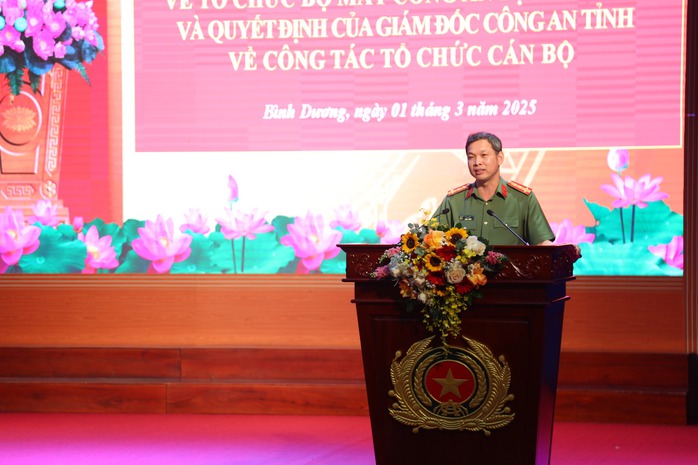 Giám đốc Công an Bình Dương: Bắt tay ngay vào việc sau sắp xếp bộ máy mới- Ảnh 2. Giám đốc Công an Bình Dương: Bắt tay ngay vào việc sau sắp xếp bộ máy mới- Ảnh 2.