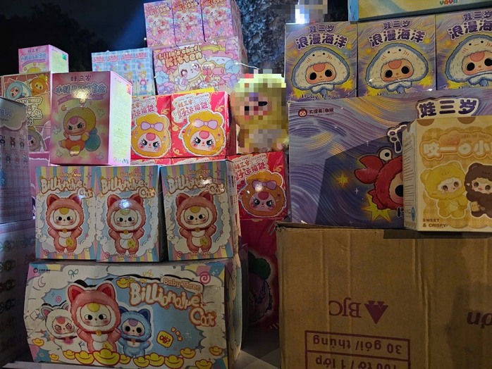 Người bán Baby Three “khóc ròng” vì phiên bản Thỏ thị trấn có hình nhạy cảm- Ảnh 1. Người bán Baby Three “khóc ròng” vì phiên bản Thỏ thị trấn có hình nhạy cảm- Ảnh 1.
