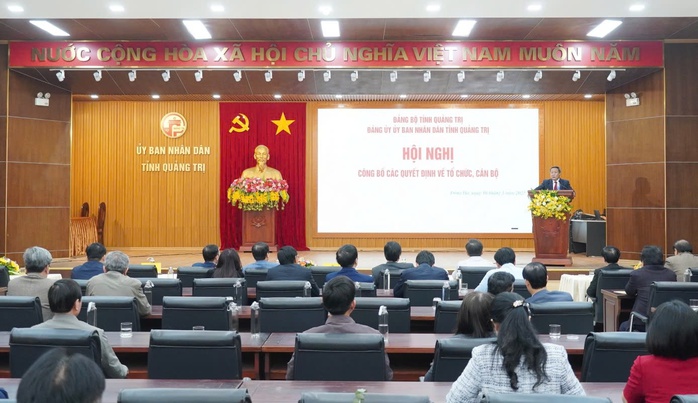 Quảng Trị: Công bố quyết định về tổ chức, cán bộ- Ảnh 2. Quảng Trị: Công bố quyết định về tổ chức, cán bộ- Ảnh 2.