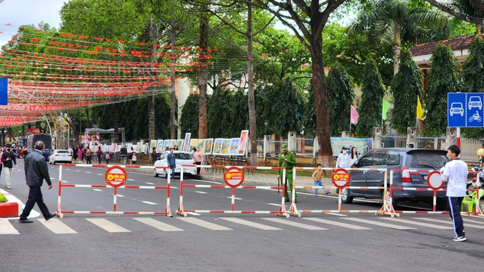 Những tuyến đường được cấm tạm thời khi diễn ra Lễ hội cà phê Buôn Ma Thuột- Ảnh 1. Những tuyến đường được cấm tạm thời khi diễn ra Lễ hội cà phê Buôn Ma Thuột- Ảnh 1.