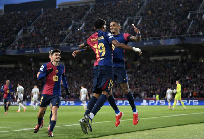 "Tiểu tướng" Yamal bùng nổ, Barcelona đoạt vé tứ kết Champions League- Ảnh 1. "Tiểu tướng" Yamal bùng nổ, Barcelona đoạt vé tứ kết Champions League- Ảnh 1.