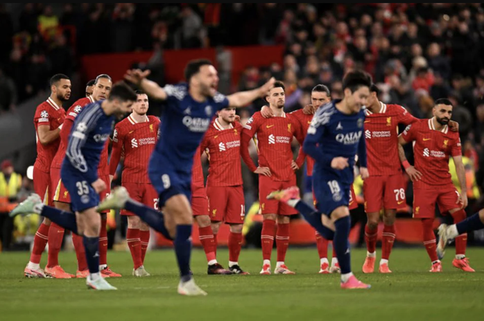 Thủ môn Donnarumma sắm vai người hùng, PSG loại Liverpool tại Anfield- Ảnh 4. Thủ môn Donnarumma sắm vai người hùng, PSG loại Liverpool tại Anfield- Ảnh 4.