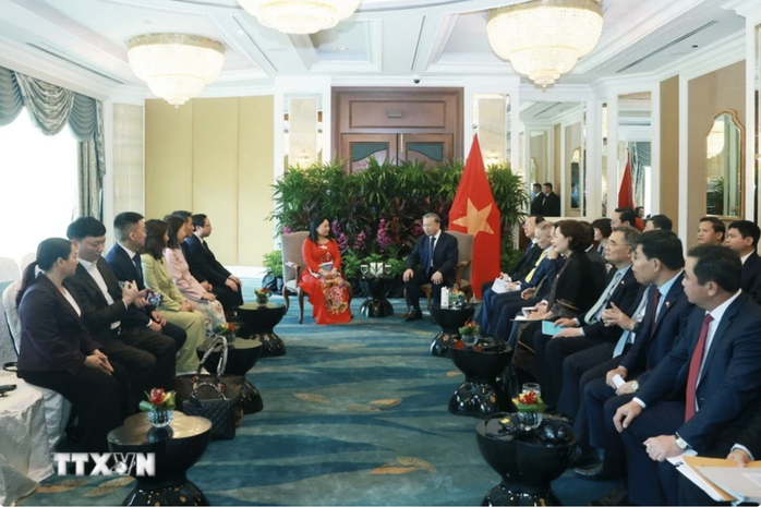 Tổng Bí thư Tô Lâm tiếp các doanh nghiệp tiêu biểu tại Singapore- Ảnh 1. Tổng Bí thư Tô Lâm tiếp các doanh nghiệp tiêu biểu tại Singapore- Ảnh 1.