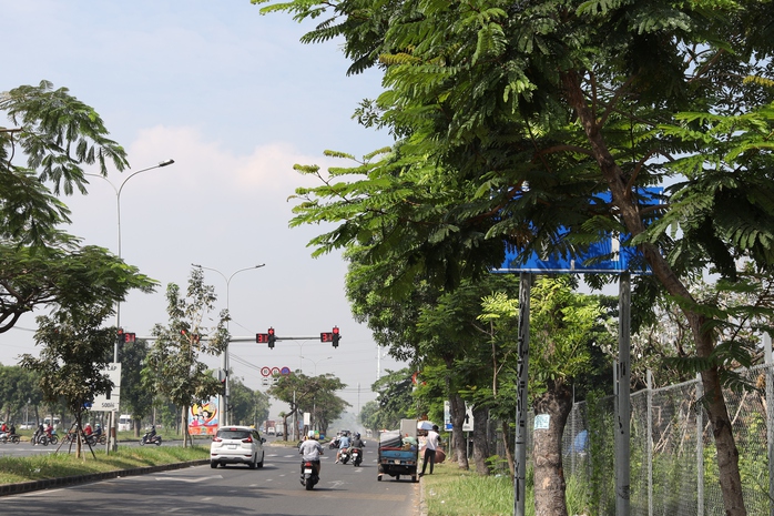 "Mê trận" giao thông: Những rắc rối không nên có- Ảnh 4. "Mê trận" giao thông: Những rắc rối không nên có- Ảnh 4.