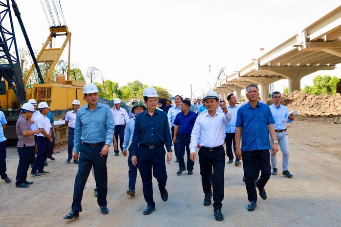 Phó Thủ tướng đặt ra yêu cầu với dự án Vành đai 3 TP HCM- Ảnh 1. Phó Thủ tướng đặt ra yêu cầu với dự án Vành đai 3 TP HCM- Ảnh 1.
