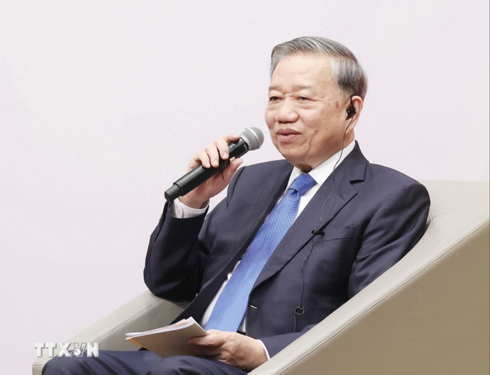 Tổng Bí thư Tô Lâm phát biểu chính sách tại Trường chính sách công Lý Quang Diệu- Ảnh 4. Tổng Bí thư Tô Lâm phát biểu chính sách tại Trường chính sách công Lý Quang Diệu- Ảnh 4.