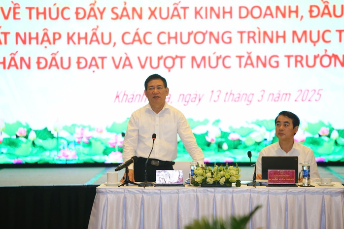 Phó Thủ tướng Hồ Đức Phớc làm việc với 3 tỉnh để tháo gỡ vướng mắc- Ảnh 1. Phó Thủ tướng Hồ Đức Phớc làm việc với 3 tỉnh để tháo gỡ vướng mắc- Ảnh 1.