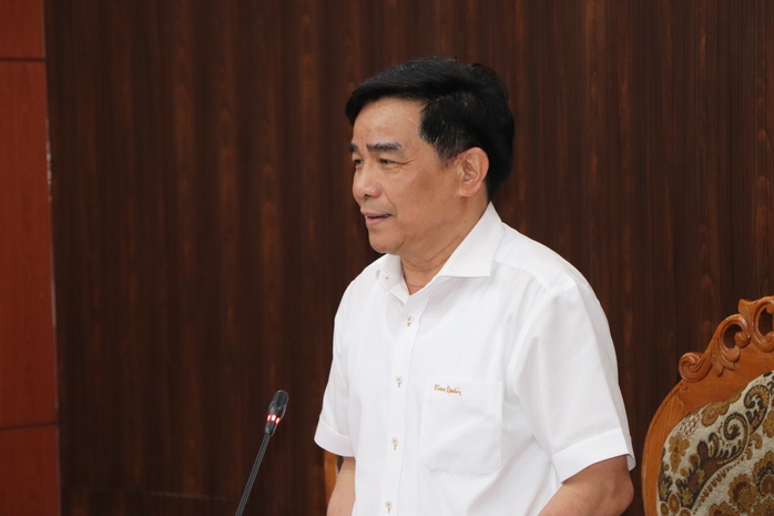 "Ai buông xuôi, thiếu trách nhiệm lúc này thì khó tồn tại"- Ảnh 2. "Ai buông xuôi, thiếu trách nhiệm lúc này thì khó tồn tại"- Ảnh 2.