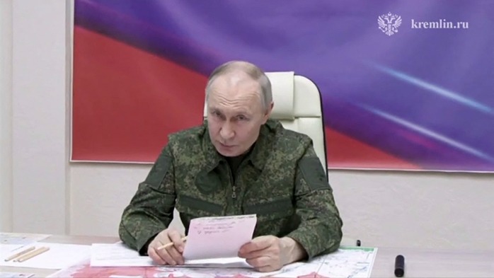 Tổng thống Nga Vladimir Putin hôm 12-3 có lần đầu tiên tới thăm Kursk kể từ 8-2024. Ảnh: KREMLIN.RU Tổng thống Nga Vladimir Putin hôm 12-3 có lần đầu tiên tới thăm Kursk kể từ 8-2024. Ảnh: KREMLIN.RU