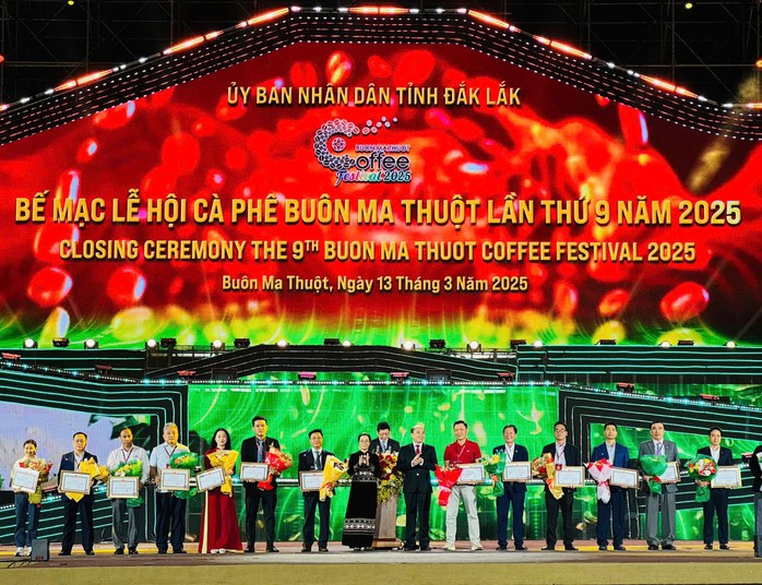 Lễ hội cà phê Buôn Ma Thuột khép lại với nhiều ấn tượng trong lòng du khách- Ảnh 1. Lễ hội cà phê Buôn Ma Thuột khép lại với nhiều ấn tượng trong lòng du khách- Ảnh 1.