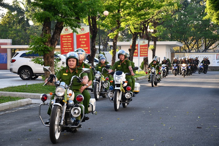 Công an tỉnh Quảng Nam ra mắt "tổ công tác đặc biệt"- Ảnh 2. Công an tỉnh Quảng Nam ra mắt "tổ công tác đặc biệt"- Ảnh 2.