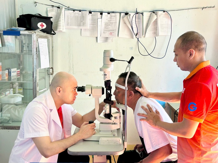 Bệnh viện mắt Quốc tế Sài Gòn - Gia Lai chữa bệnh, giúp dân an cư- Ảnh 1. Bệnh viện mắt Quốc tế Sài Gòn - Gia Lai chữa bệnh, giúp dân an cư- Ảnh 1.
