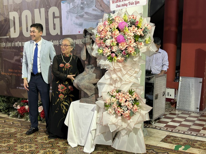 Chuỗi triển lãm Hành trình Huỳnh Phương Đông
- Ảnh 2. Chuỗi triển lãm Hành trình Huỳnh Phương Đông
- Ảnh 2.