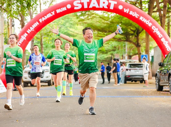 Hơn 500 người tham gia "Thiện Hạnh Family Run", gây quỹ xóa nhà tạm, nhà dột nát- Ảnh 7.
