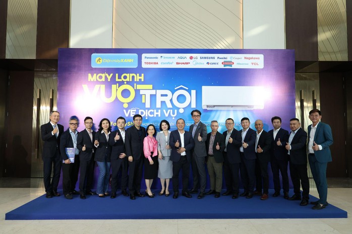 Điện máy Xanh tặng gói vệ sinh máy lạnh giá cực hời, kéo dài suốt 4 năm- Ảnh 2. Điện máy Xanh tặng gói vệ sinh máy lạnh giá cực hời, kéo dài suốt 4 năm- Ảnh 2.
