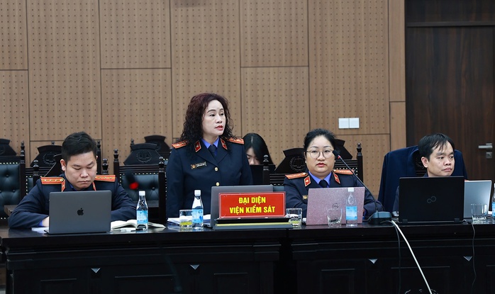 Gây thiệt hại hàng chục tỉ đồng, cựu vụ phó bị đề nghị từ 5-6 năm tù- Ảnh 1. Gây thiệt hại hàng chục tỉ đồng, cựu vụ phó bị đề nghị từ 5-6 năm tù- Ảnh 1.