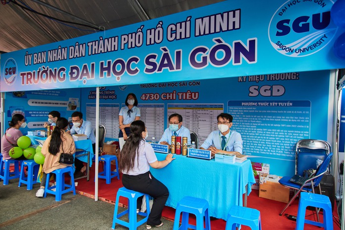 Trường ĐH Sài Gòn thông báo thời gian đăng ký dự thi V- SAT- Ảnh 1. Trường ĐH Sài Gòn thông báo thời gian đăng ký dự thi V- SAT- Ảnh 1.