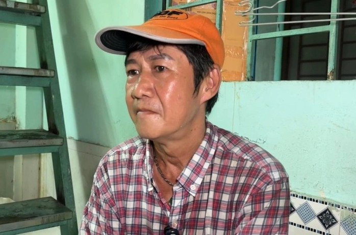 Sao Việt một thời oanh tạc, nay vất vả, đi về một mình
- Ảnh 1. Sao Việt một thời oanh tạc, nay vất vả, đi về một mình
- Ảnh 1.