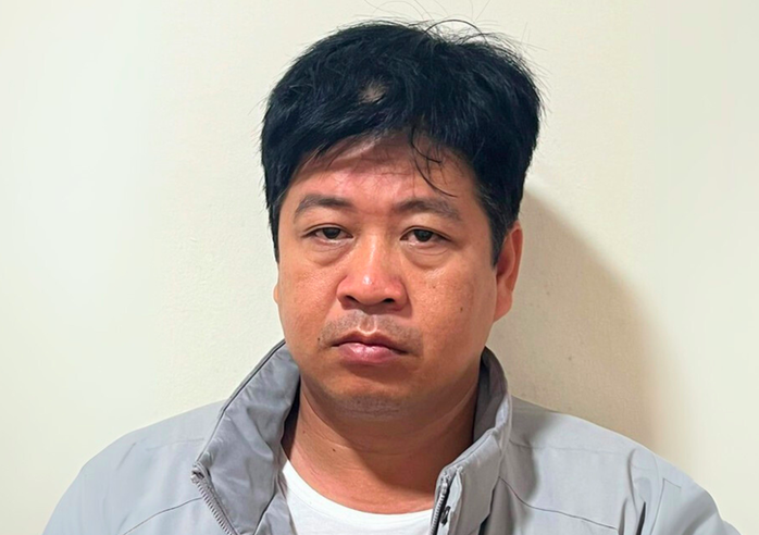 Cựu chánh VP Huyện ủy Mang Thít nhận tiền Hậu "Pháo" mua đất cho người nhà "lãnh đạo cấp trên"- Ảnh 1. Cựu chánh VP Huyện ủy Mang Thít nhận tiền Hậu "Pháo" mua đất cho người nhà "lãnh đạo cấp trên"- Ảnh 1.