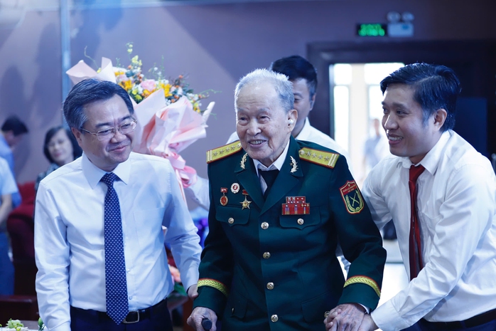 ĐỊA CHỈ ĐỎ LÀM NÊN ĐẠI THẮNG MÙA XUÂN 1975 (*): Từ Rạch Chiếc đến Dinh Độc Lập- Ảnh 4. ĐỊA CHỈ ĐỎ LÀM NÊN ĐẠI THẮNG MÙA XUÂN 1975 (*): Từ Rạch Chiếc đến Dinh Độc Lập- Ảnh 4.