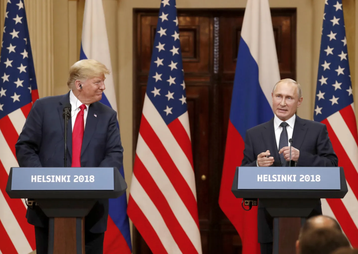 Tổng thống Mỹ Donald Trump và Tổng thống Nga Vladimir Putin điện đàm- Ảnh 1. Tổng thống Mỹ Donald Trump và Tổng thống Nga Vladimir Putin điện đàm- Ảnh 1.