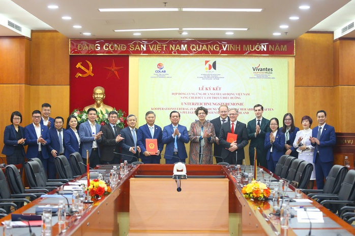 Đại sứ Đức chia sẻ 3 kinh nghiệm để làm việc thành công ở Đức- Ảnh 1. Đại sứ Đức chia sẻ 3 kinh nghiệm để làm việc thành công ở Đức- Ảnh 1.