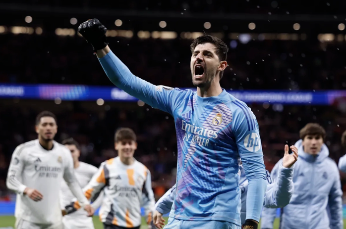 Thủ môn Courtois mong được tha thứ vụ tẩy chay tuyển Bỉ- Ảnh 1. Thủ môn Courtois mong được tha thứ vụ tẩy chay tuyển Bỉ- Ảnh 1.