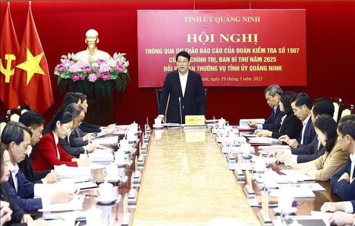 Chủ tịch nước: Quảng Ninh cần có giải pháp khả thi để tăng trưởng đạt 14%- Ảnh 2. Chủ tịch nước: Quảng Ninh cần có giải pháp khả thi để tăng trưởng đạt 14%- Ảnh 2.