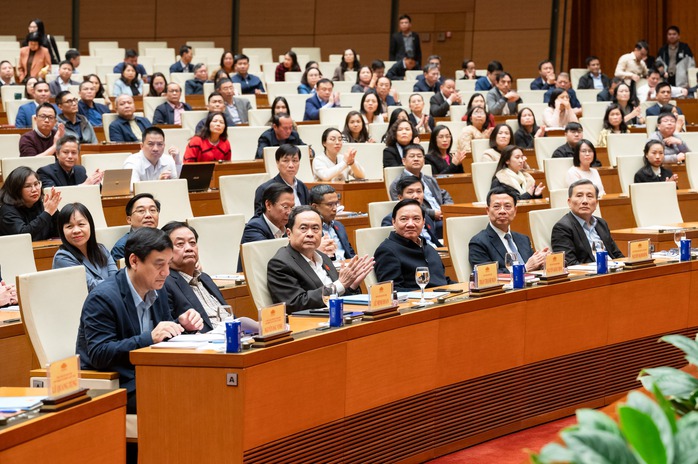 Chủ tịch Quốc hội: AI sẽ trở thành trợ thủ đắc lực, giúp Quốc hội đưa ra quyết sách chính xác hơn- Ảnh 1. Chủ tịch Quốc hội: AI sẽ trở thành trợ thủ đắc lực, giúp Quốc hội đưa ra quyết sách chính xác hơn- Ảnh 1.