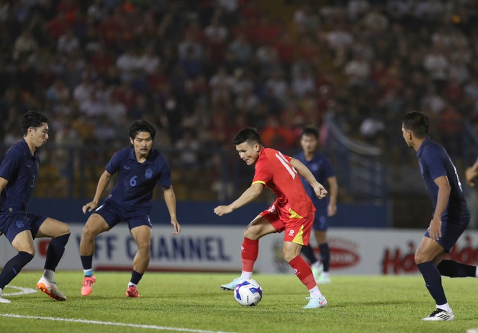Thấy gì sau trận tuyển Việt Nam thắng Campuchia 2-1?- Ảnh 3. Thấy gì sau trận tuyển Việt Nam thắng Campuchia 2-1?- Ảnh 3.