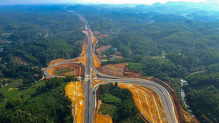 Thủ tướng cử 7 đoàn kiểm tra để tháo gỡ khó khăn cho các dự án giao thông trọng điểm- Ảnh 1. Thủ tướng cử 7 đoàn kiểm tra để tháo gỡ khó khăn cho các dự án giao thông trọng điểm- Ảnh 1.
