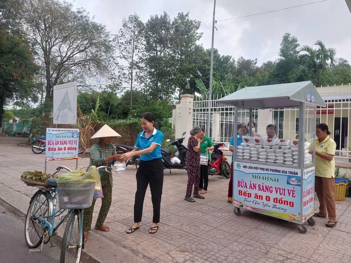 LAN TỎA TINH THẦN HỌC BÁC Ở ĐỒNG THÁP(*): Nhân rộng những việc làm thiện tâm- Ảnh 1. LAN TỎA TINH THẦN HỌC BÁC Ở ĐỒNG THÁP(*): Nhân rộng những việc làm thiện tâm- Ảnh 1.