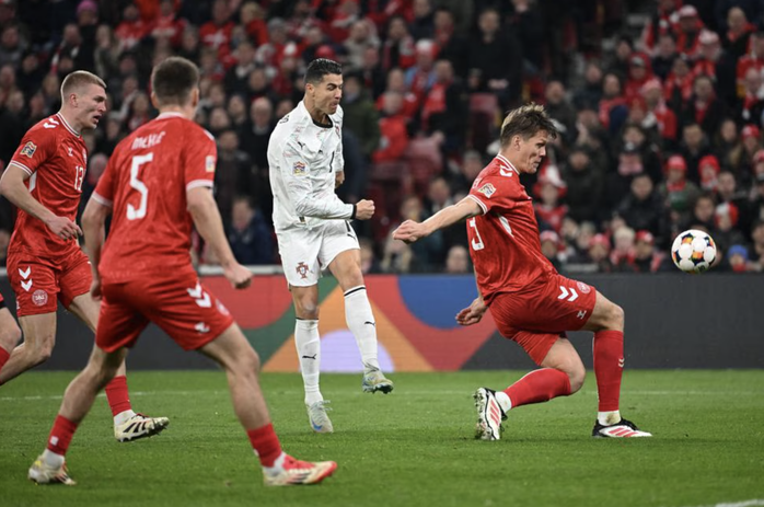 Tứ kết Nations League: Hai cựu vô địch Pháp, Bồ Đào Nha gục ngã- Ảnh 7. Tứ kết Nations League: Hai cựu vô địch Pháp, Bồ Đào Nha gục ngã- Ảnh 7.