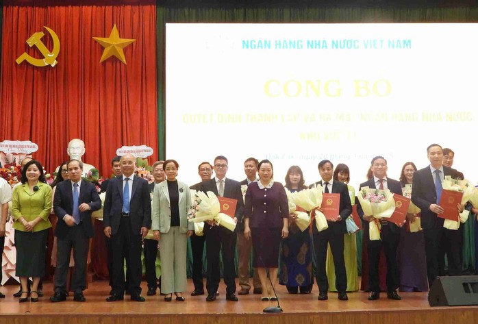 Bổ nhiệm Quyền Giám đốc Ngân hàng Nhà nước khu vực 11 tại Đắk Lắk- Ảnh 1. Bổ nhiệm Quyền Giám đốc Ngân hàng Nhà nước khu vực 11 tại Đắk Lắk- Ảnh 1.