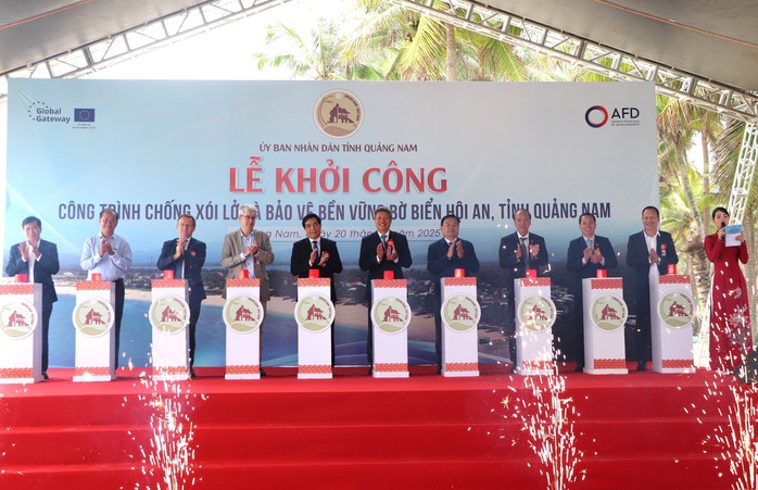 Khởi công dự án chống xói lở bờ biển Hội An gần 1.000 tỉ đồng- Ảnh 1. Khởi công dự án chống xói lở bờ biển Hội An gần 1.000 tỉ đồng- Ảnh 1.