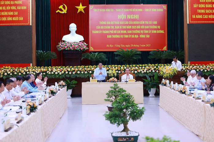 Thủ tướng Phạm Minh Chính chủ trì hội nghị với 3 địa phương vùng Đông Nam Bộ- Ảnh 2. Thủ tướng Phạm Minh Chính chủ trì hội nghị với 3 địa phương vùng Đông Nam Bộ- Ảnh 2.