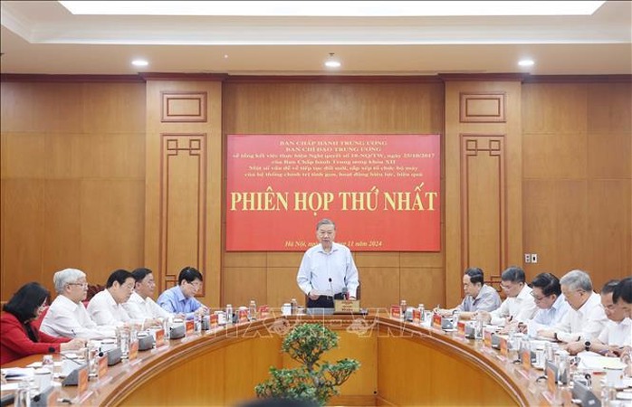 Ban hành kế hoạch cụ thể sắp xếp tổ chức bộ máy hệ thống chính trị từ Trung ương tới địa phương- Ảnh 1. Ban hành kế hoạch cụ thể sắp xếp tổ chức bộ máy hệ thống chính trị từ Trung ương tới địa phương- Ảnh 1.